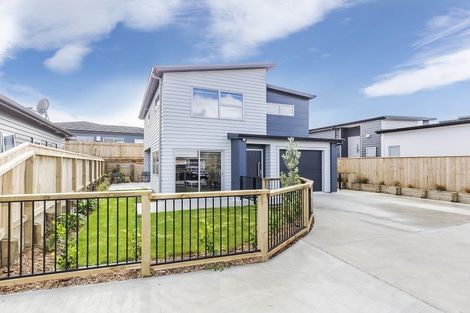Photo of property in 2/90c Endeavour Drive, Whitby, Porirua, 5024
