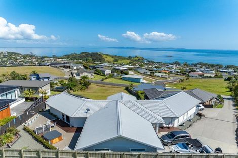 Photo of property in 11 Midgard Road, Coopers Beach, 0420