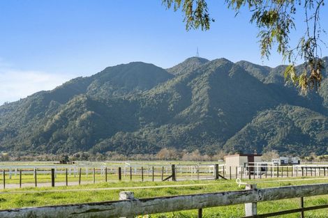 Photo of property in 52 Racecourse Road, Te Aroha, 3393