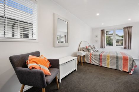 Photo of property in 43 Routley Crescent, Elderslea, Upper Hutt, 5018