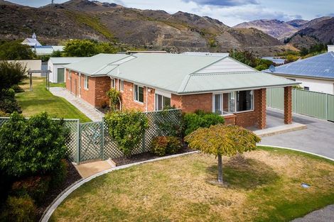 Photo of property in 64 Erris Street, Cromwell, 9310