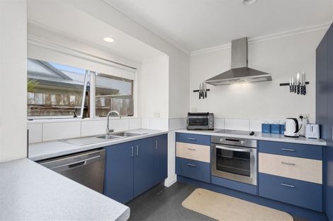 Photo of property in 10a Liftan Place, Mount Maunganui, 3116