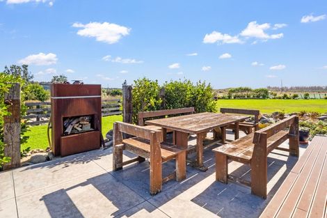 Photo of property in 3 Carex Grove, Foxton Beach, Foxton, 4815