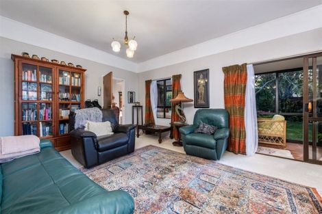 Photo of property in 5/153a Te Atatu Road, Te Atatu South, Auckland, 0610