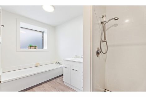 Photo of property in 2/37 Chipping Lane, Redwood, Christchurch, 8051