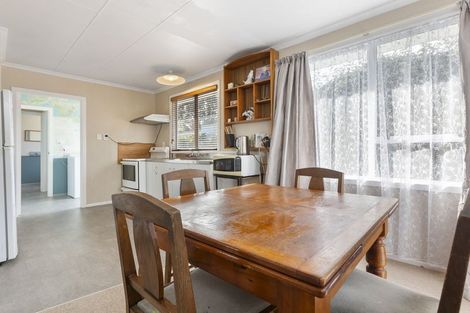 Photo of property in 6 Omata Road, Westown, New Plymouth, 4310