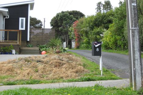Photo of property in 8 Alison Avenue, Herald Island, Auckland, 0618