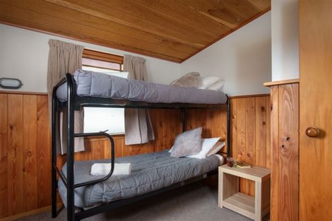 Photo of property in 5 Mackenzie Street, National Park, Owhango, 3989