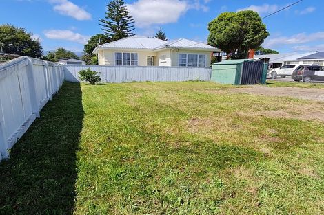 Photo of property in 27 Reeve Street, Levin, 5510