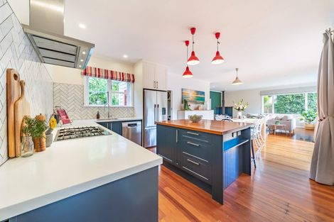 Photo of property in 8 Saint Albans Avenue, Karori, Wellington, 6012