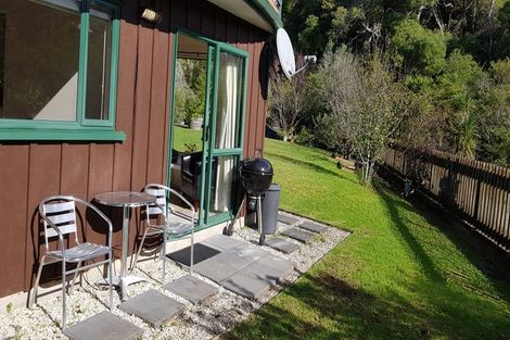 Photo of property in 9 Landvale Court, Browns Bay, Auckland, 0630