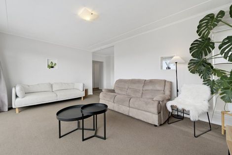 Photo of property in 74 Queen Road, Bellevue, Tauranga, 3110
