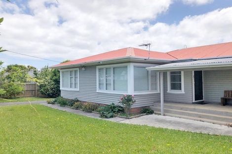 Photo of property in 60 Brandon Road, Glen Eden, Auckland, 0602