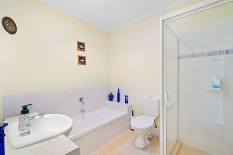 Photo of property in 16 Trimaran Drive, Gulf Harbour, Whangaparaoa, 0930
