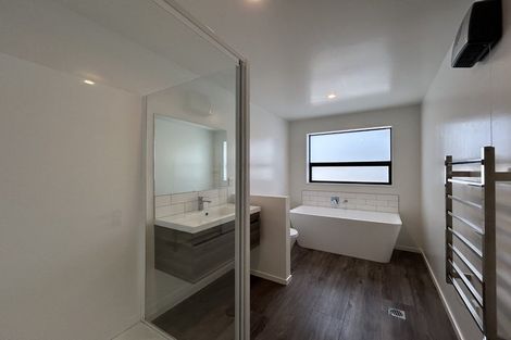 Photo of property in 103 Jack Hanley Drive, Jacks Point, Queenstown, 9371