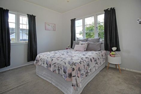 Photo of property in 1/5 Hill Road, Papatoetoe, Auckland, 2025