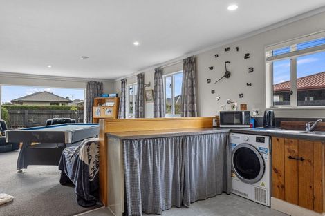 Photo of property in 22 Amberley Beach Road, Amberley, 7410