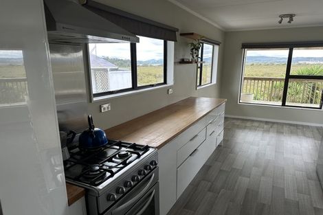 Photo of property in 56 Raumati Crescent, Onerahi, Whangarei, 0110