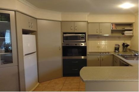 Photo of property in 19 Sovereign Isle Lane, Rototuna, Hamilton, 3210