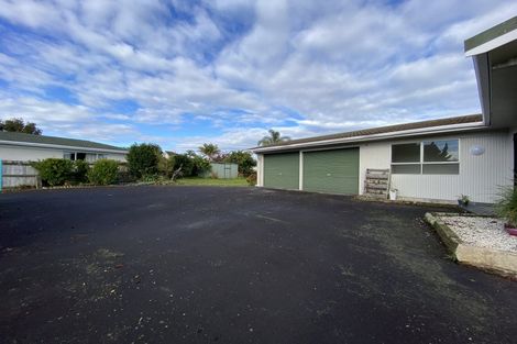 Photo of property in 11 Hanover Place, Pahurehure, Papakura, 2113