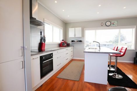 Photo of property in 34 Helvetia Road, Pukekohe, 2120