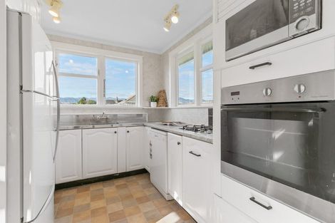 Photo of property in 12 Awatea Street, Levin, 5510