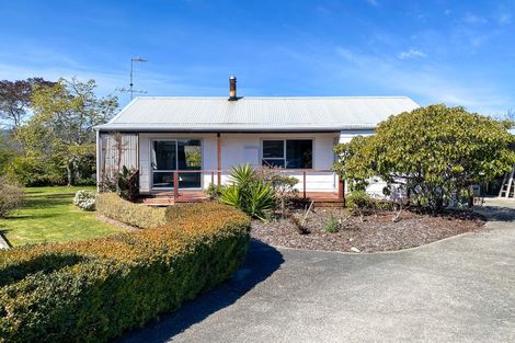Photo of property in 108 Commercial Street, Takaka, 7110