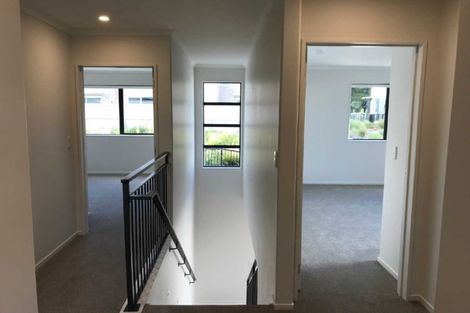 Photo of property in 27 Matairangi Avenue, Totara Heights, Auckland, 2105