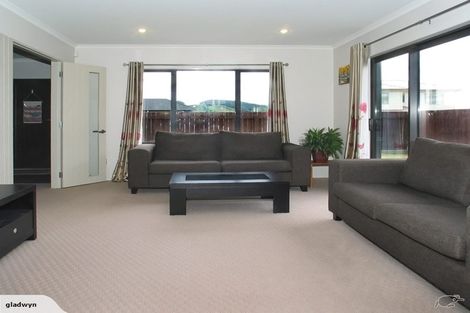 Photo of property in 238 Mark Avenue, Grenada Village, Wellington, 6037