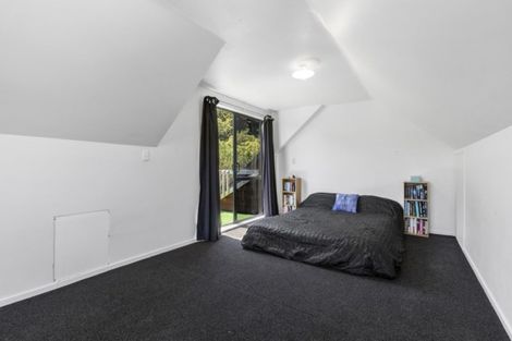 Photo of property in 105 Kamahi Street, Stokes Valley, Lower Hutt, 5019