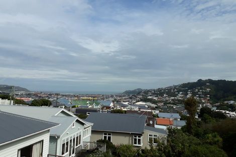 Photo of property in 88 Overtoun Terrace, Hataitai, Wellington, 6021