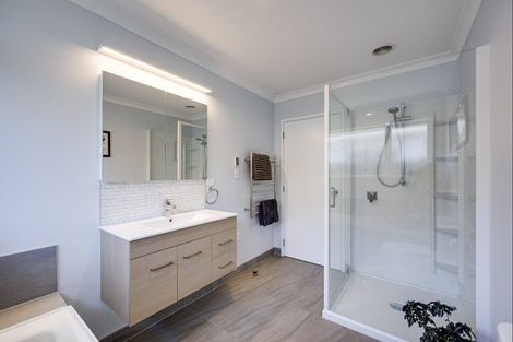 Photo of property in 26 Hurunui Drive, Te Awa, Napier, 4110