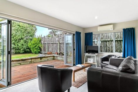 Photo of property in 2/18 Frederick Street, Two Mile Bay, Taupo, 3330
