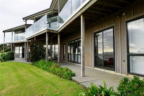 Photo of property in 963 Cove Road, Waipu, 0582