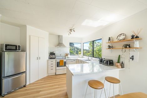 Photo of property in 1/150 Tirohanga Road, Tirohanga, Lower Hutt, 5010