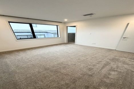 Photo of property in 12 Notre Dame Way, Albany, Auckland, 0632