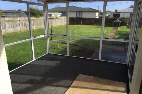 Photo of property in 15 Aberdeen Avenue, Takaro, Palmerston North, 4412