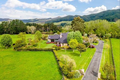 Photo of property in 43 Tvl Road, Blue Mountains, Upper Hutt, 5371