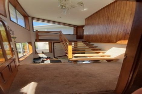 Photo of property in 377 East Coast Road, Mairangi Bay, Auckland, 0630