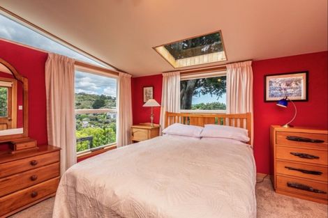 Photo of property in 39 Airlie Road, Plimmerton, Porirua, 5026