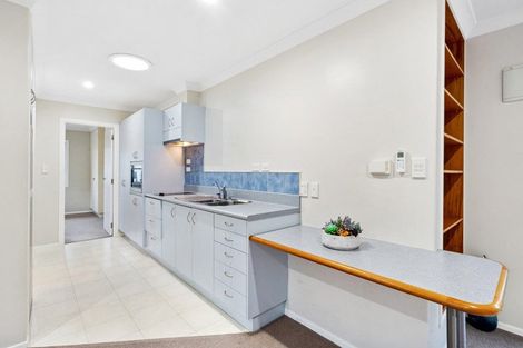 Photo of property in 37 Parkhill Road, Mellons Bay, Auckland, 2014