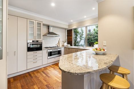 Photo of property in 30 Standen Avenue, Remuera, Auckland, 1050