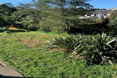 Photo of property in 85 Fairclough Road, Beach Haven, Auckland, 0626