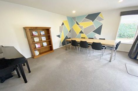 Photo of property in 2/37 Avonhead Road, Avonhead, Christchurch, 8042