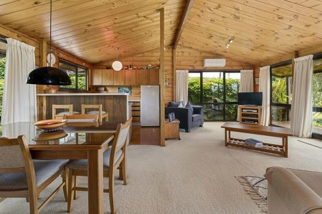 Photo of property in 64 Utuhina Road, Springfield, Rotorua, 3015