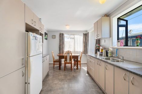 Photo of property in 16 Grebe Street, Manurewa, Auckland, 2102