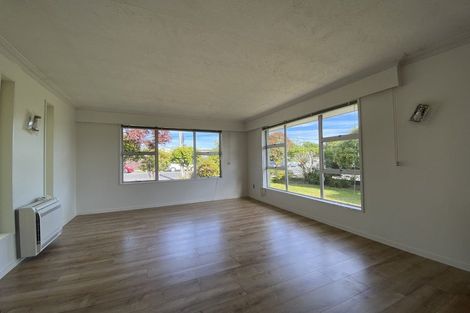 Photo of property in 2/132 Roydvale Avenue, Burnside, Christchurch, 8053