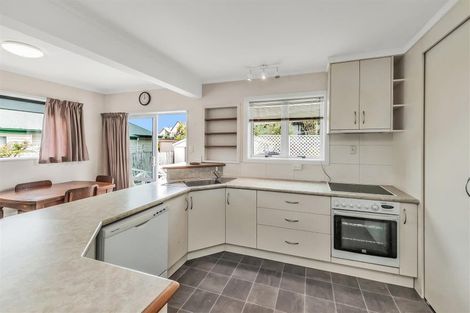 Photo of property in 9 Soleares Avenue, Mount Pleasant, Christchurch, 8081