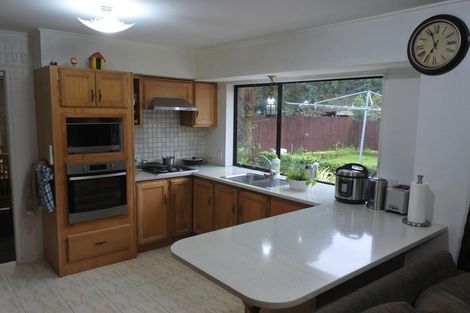 Photo of property in 110 Everglade Drive, Totara Heights, Auckland, 2105