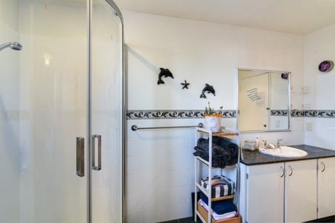 Photo of property in 15b Wye Place, Fernhill, Queenstown, 9300